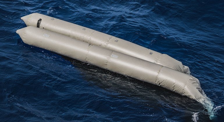 Au moins 130 personnes mortes noyées dans un naufrage en Méditerranée centrale (OIM)